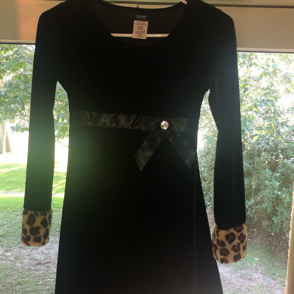 Beautiful black velvet dress with leopard print
